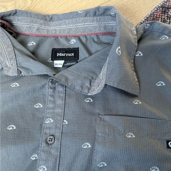 Marmot Short Sleeve Button Down Shirt - Picture 2 of 3